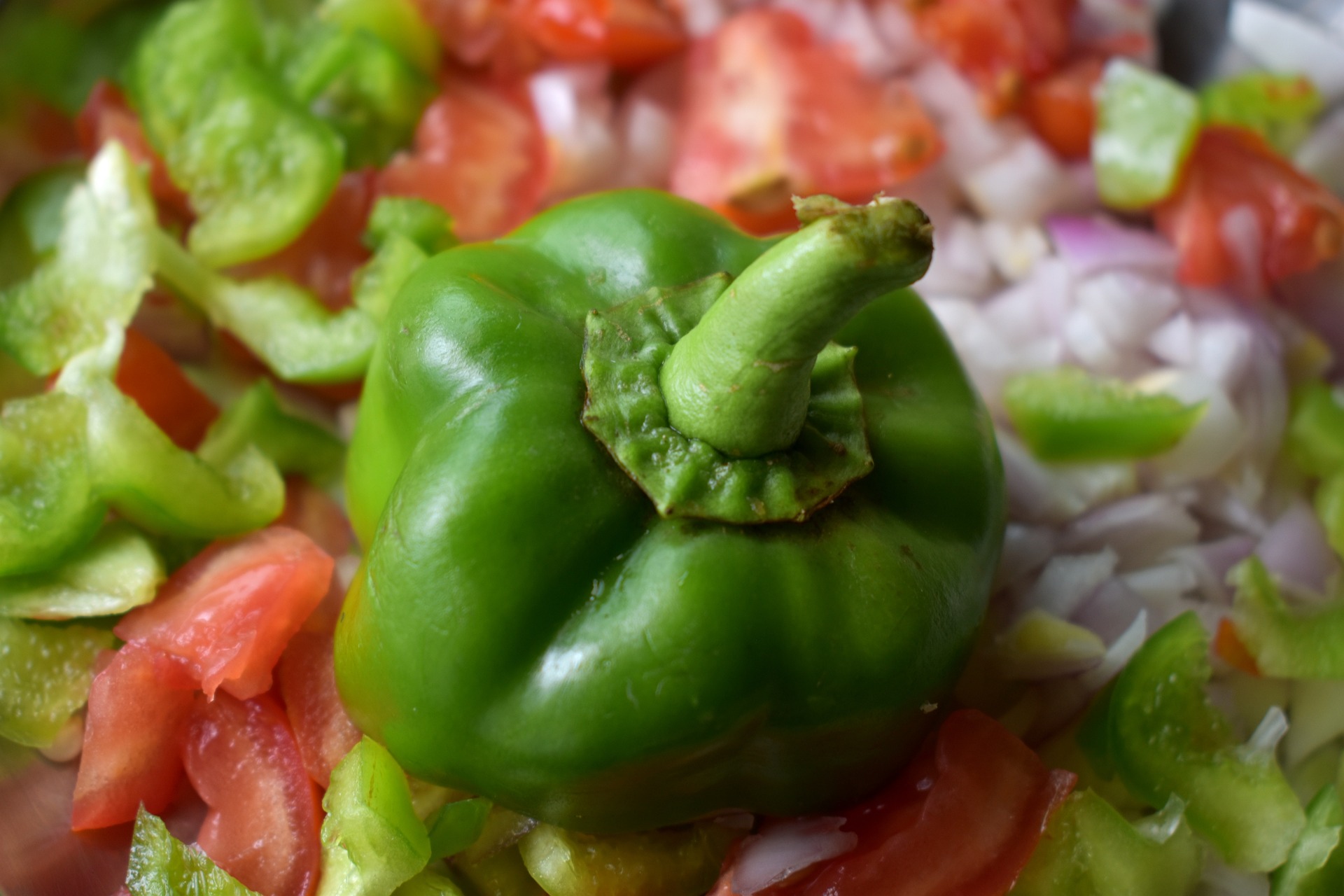 Spice up Your Salad Game with a Refreshing Capsicum and Corn Salad